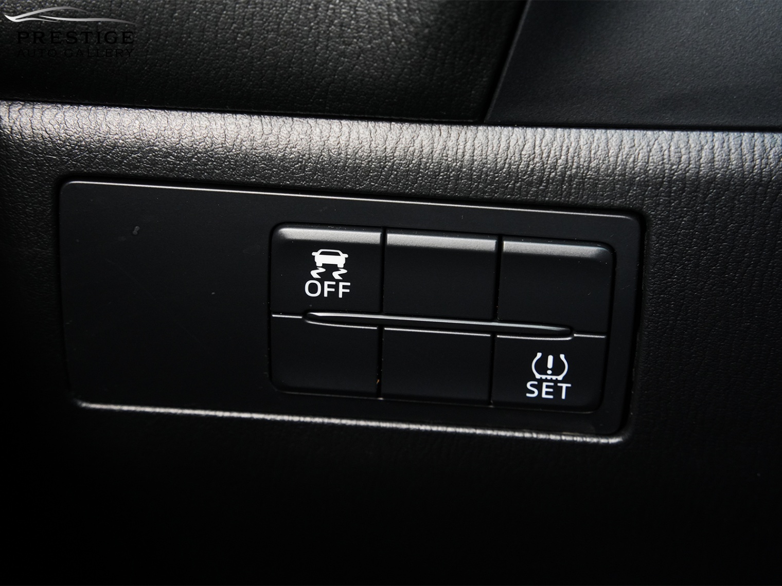 /prestigeautogallery/2017-Mazda-Mazda3-24891479596144128.jpg