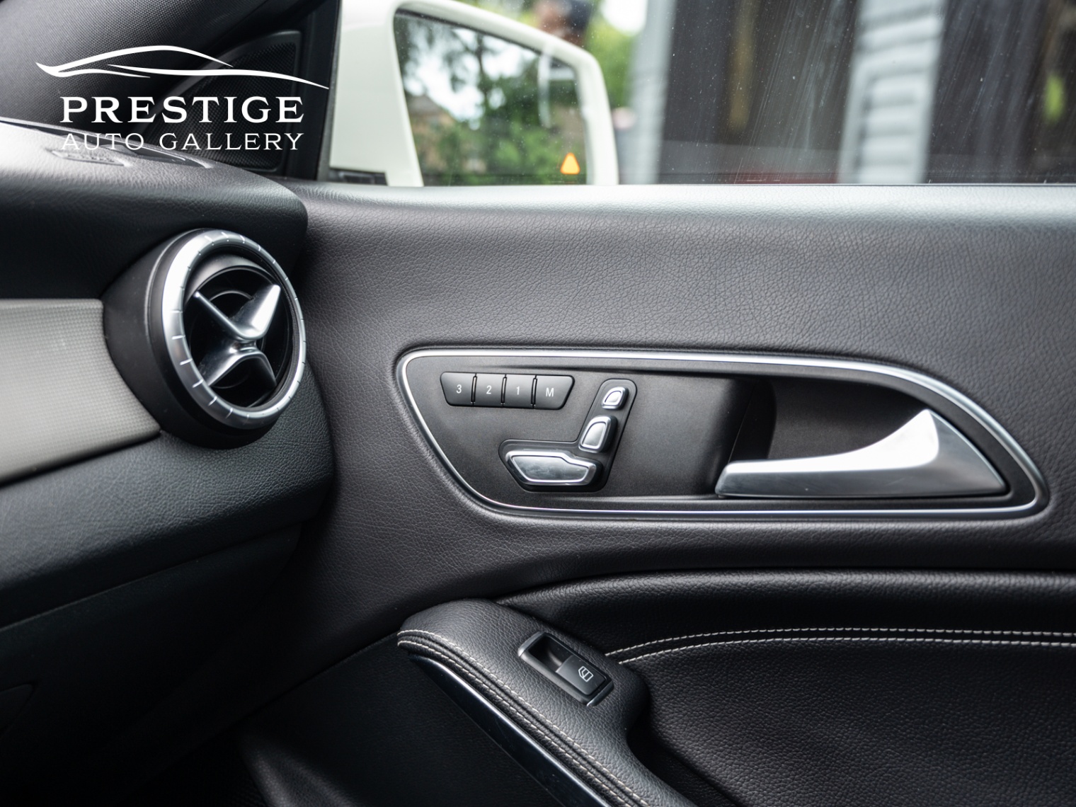/prestigeautogallery/2017-Mercedes-Benz-CLA-class-7040530489198984.jpg