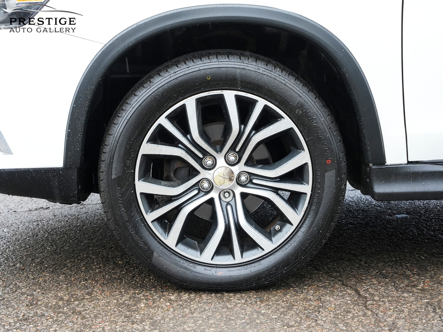 /prestigeautogallery/2017-Mitsubishi-RVR-47117547018070005.jpg