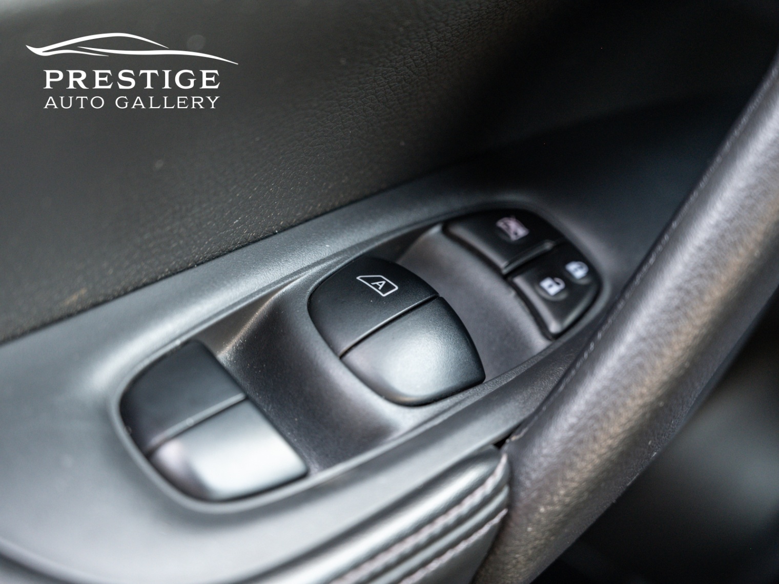 /prestigeautogallery/2017-Nissan-Rogue-6946202328981439.jpg