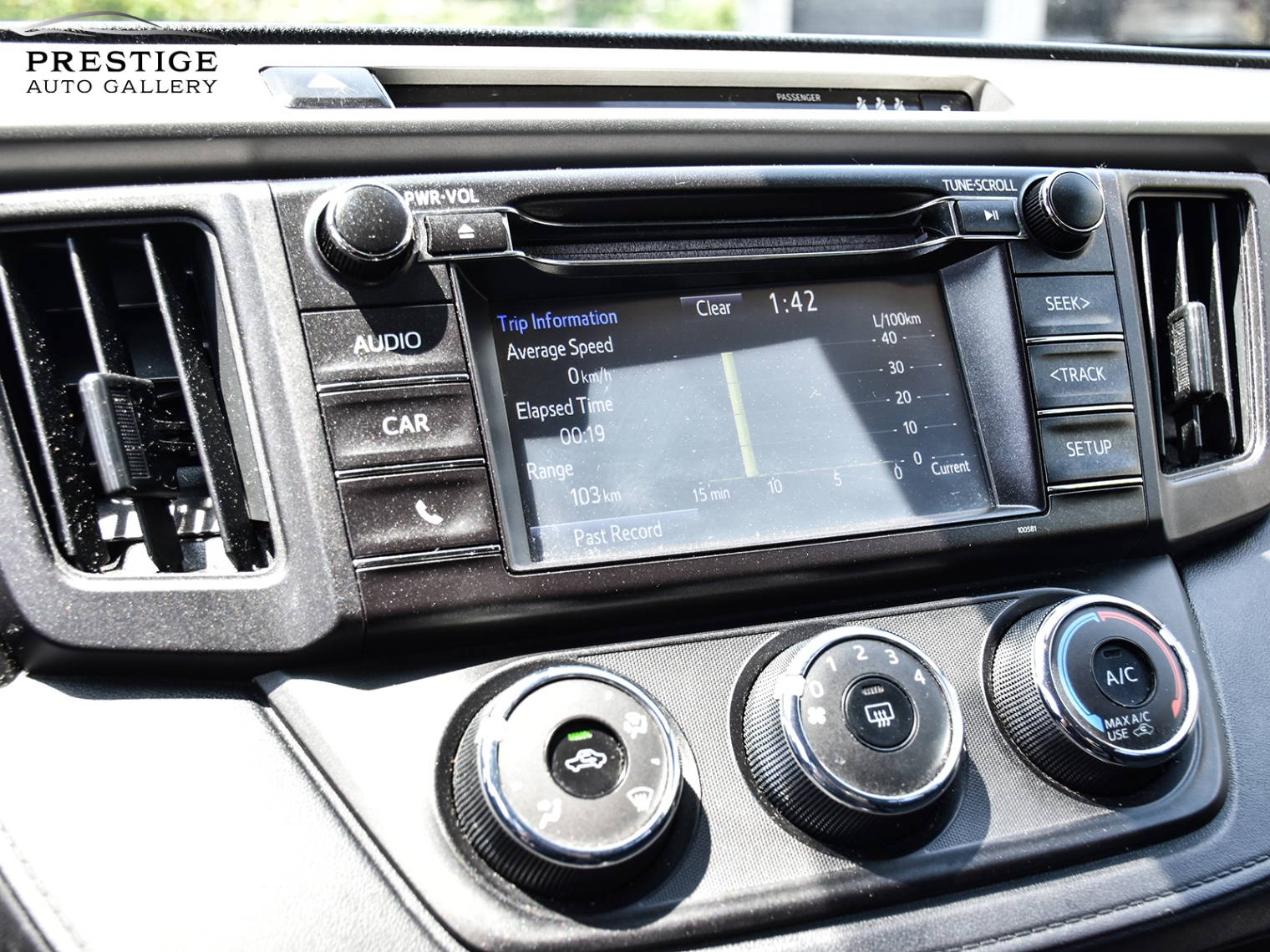/prestigeautogallery/2017-Toyota-RAV4-2109254395617528.jpg