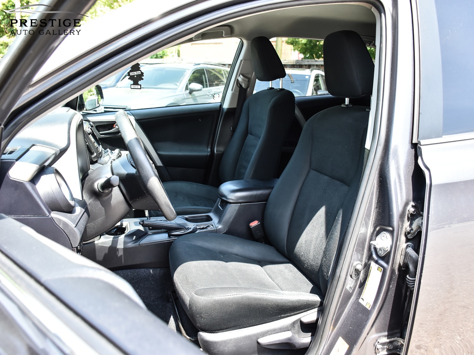 /prestigeautogallery/2017-Toyota-RAV4-5721506030503267.jpg