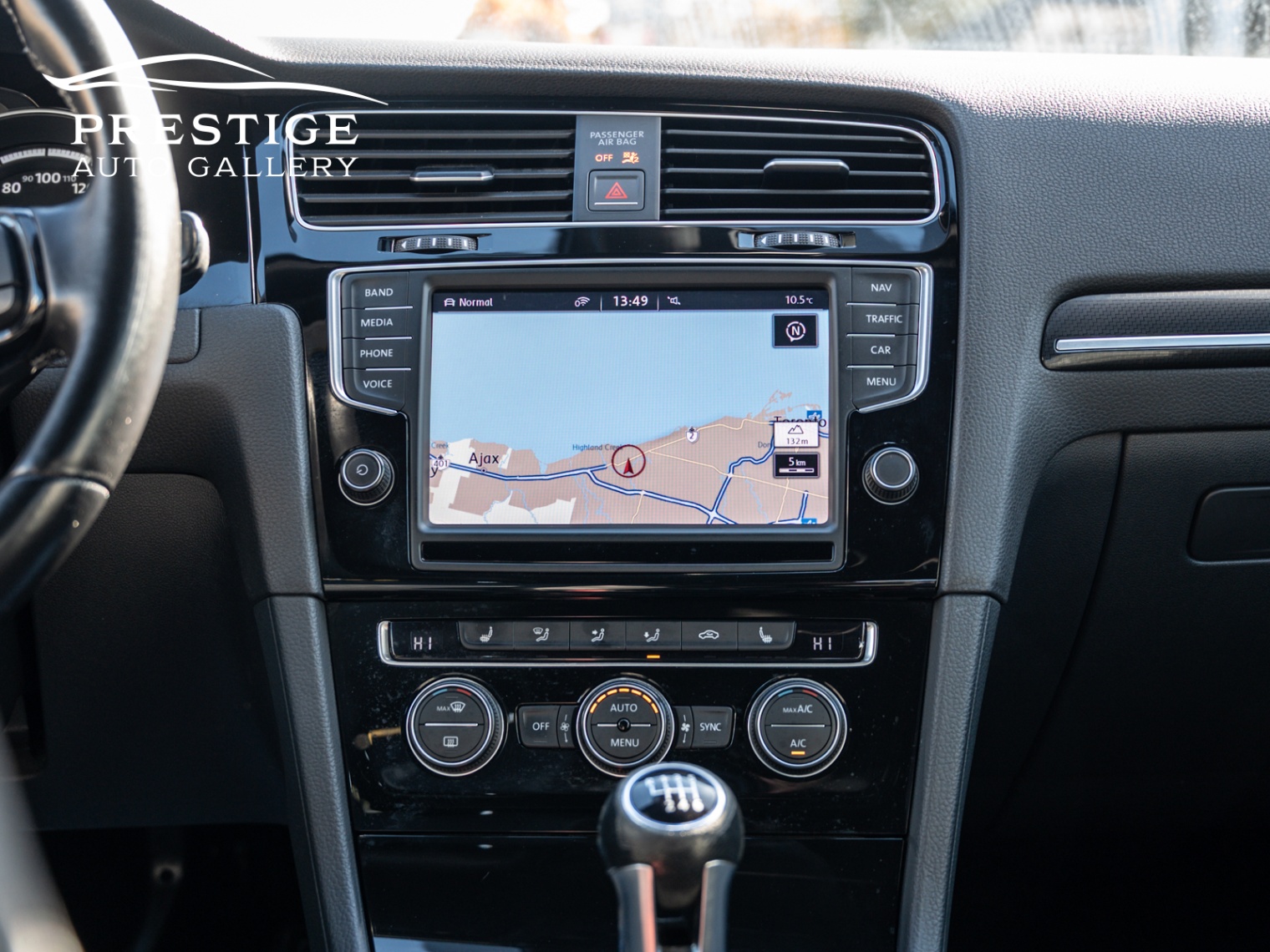 /prestigeautogallery/2017-Volkswagen-GolfR-7427198507843598.jpg