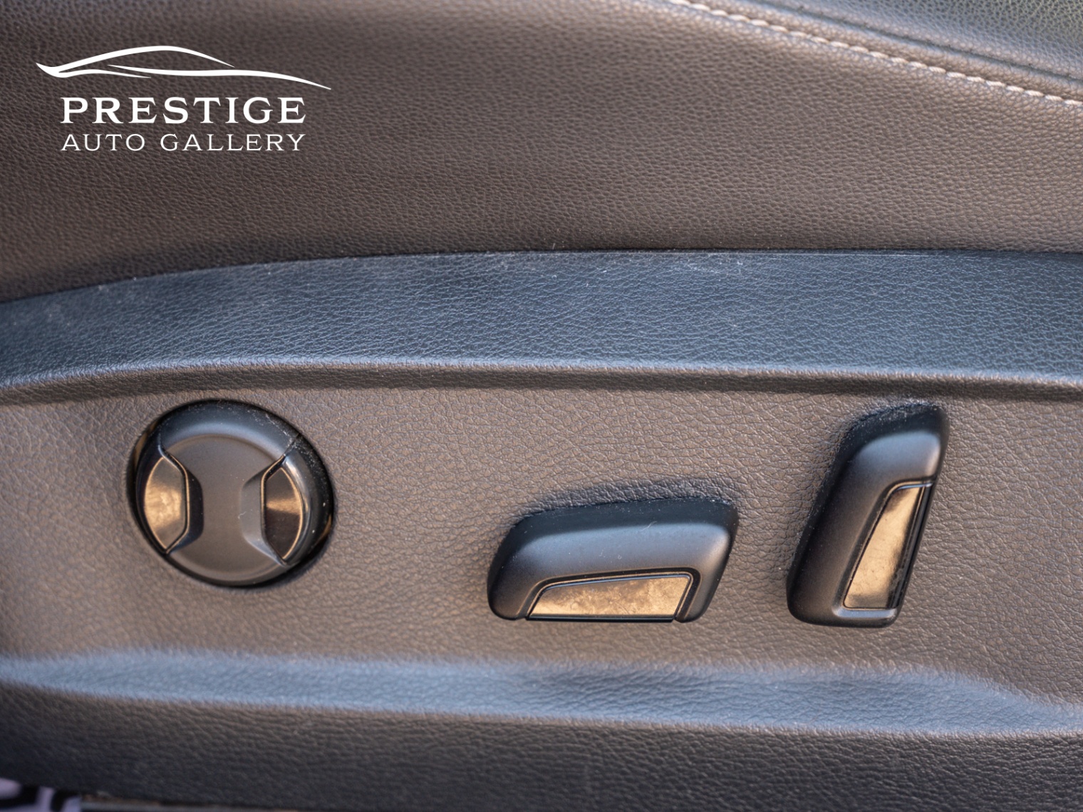 /prestigeautogallery/2017-Volkswagen-GolfR-8728873074113852.jpg