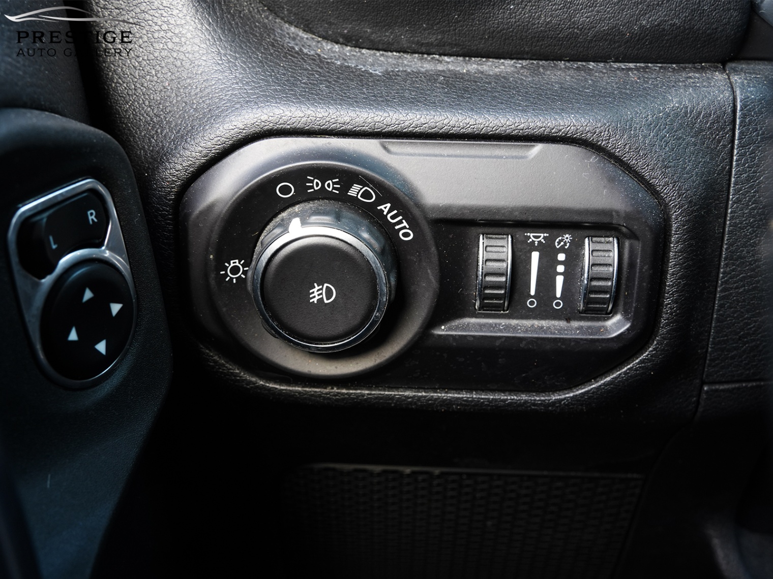 /prestigeautogallery/2018-Jeep-WRANGLERUNLIMITED-00615889488861554.jpg
