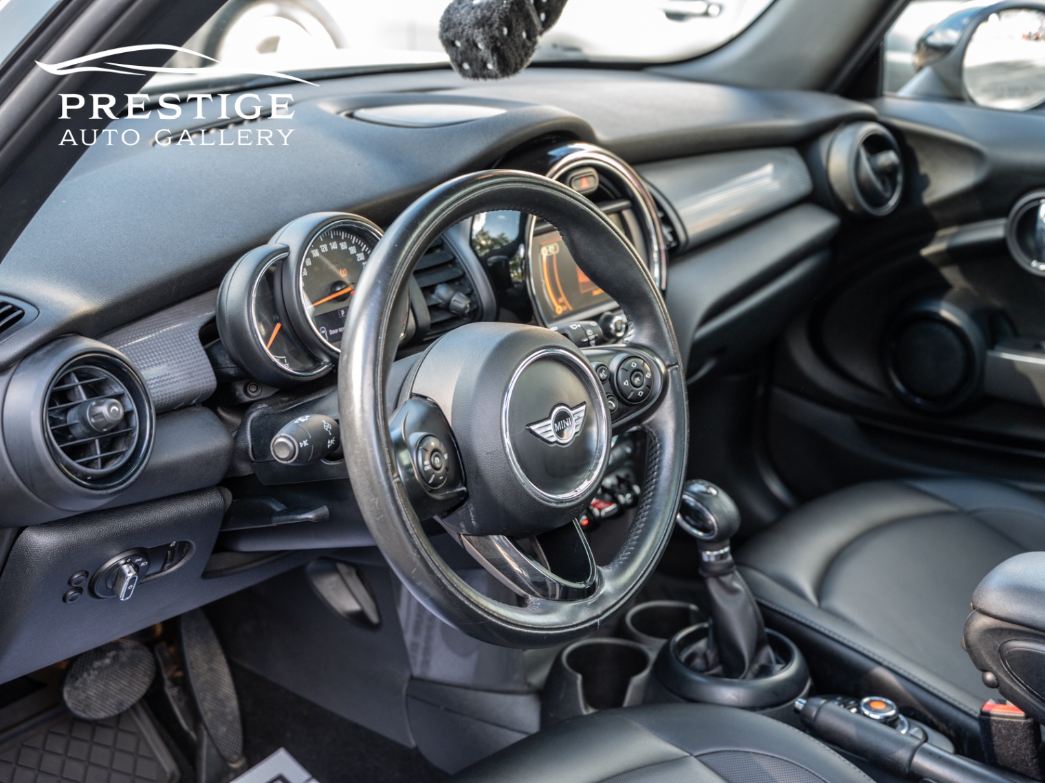 /prestigeautogallery/2018-MINI-3Door-2540291811145705.jpg