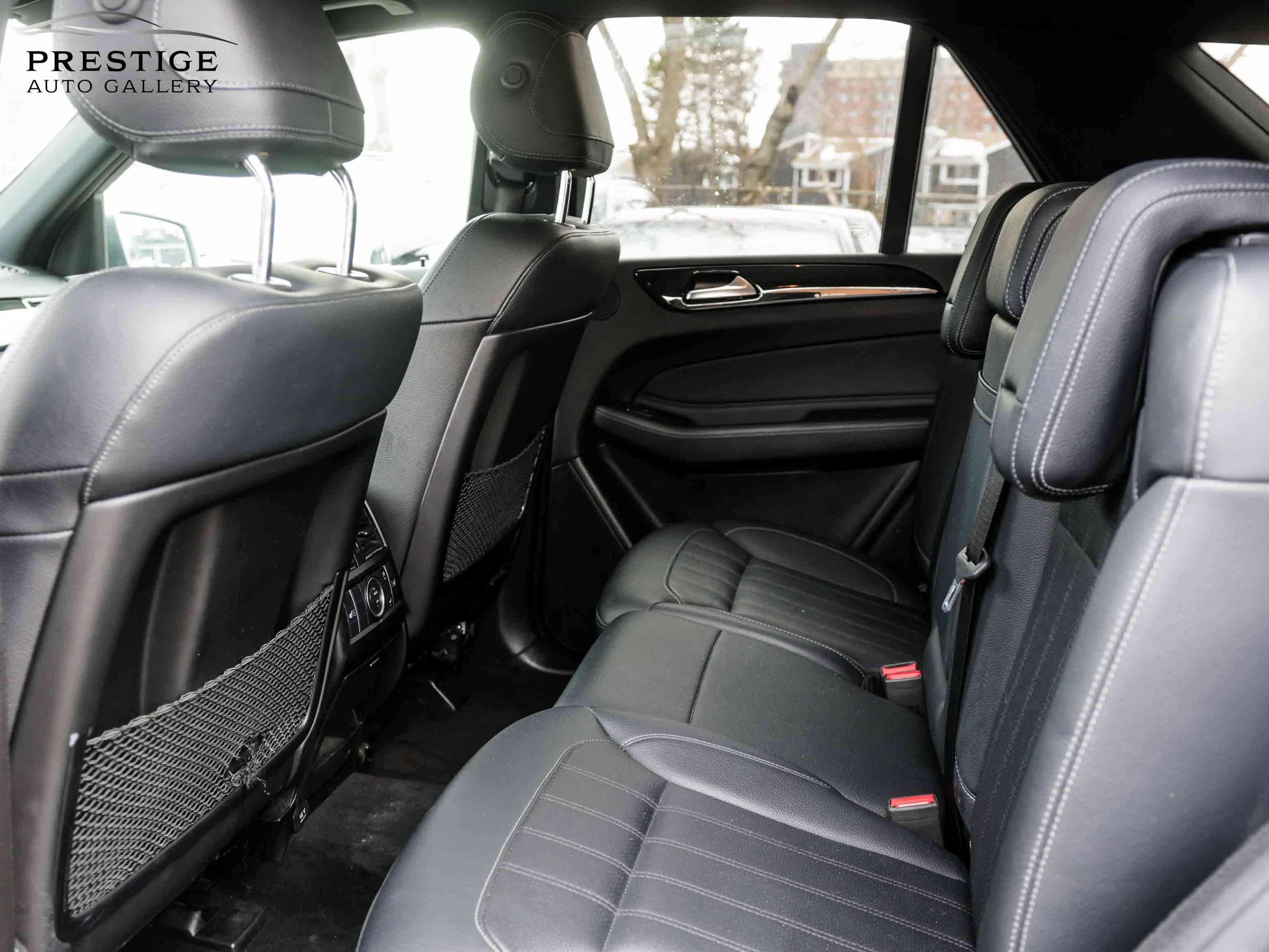 /prestigeautogallery/2018-Mercedes-Benz-GLE-class-9433701456922841.jpg