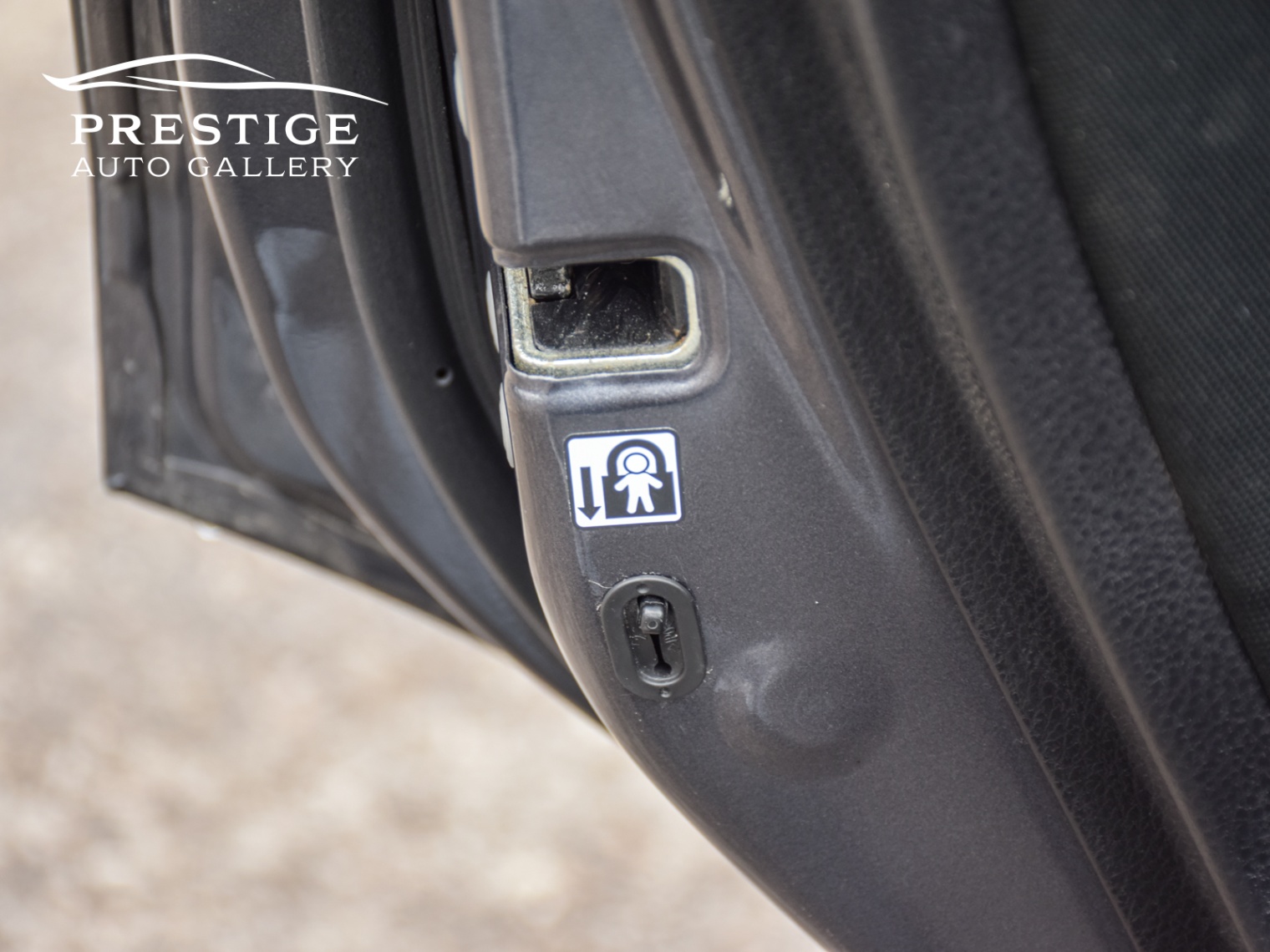 /prestigeautogallery/2018-Toyota-RAV4-0399599492507301.jpg