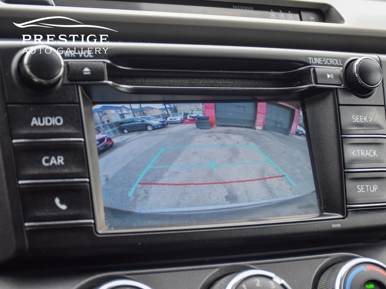 /prestigeautogallery/2018-Toyota-RAV4-1915653377544435.jpg