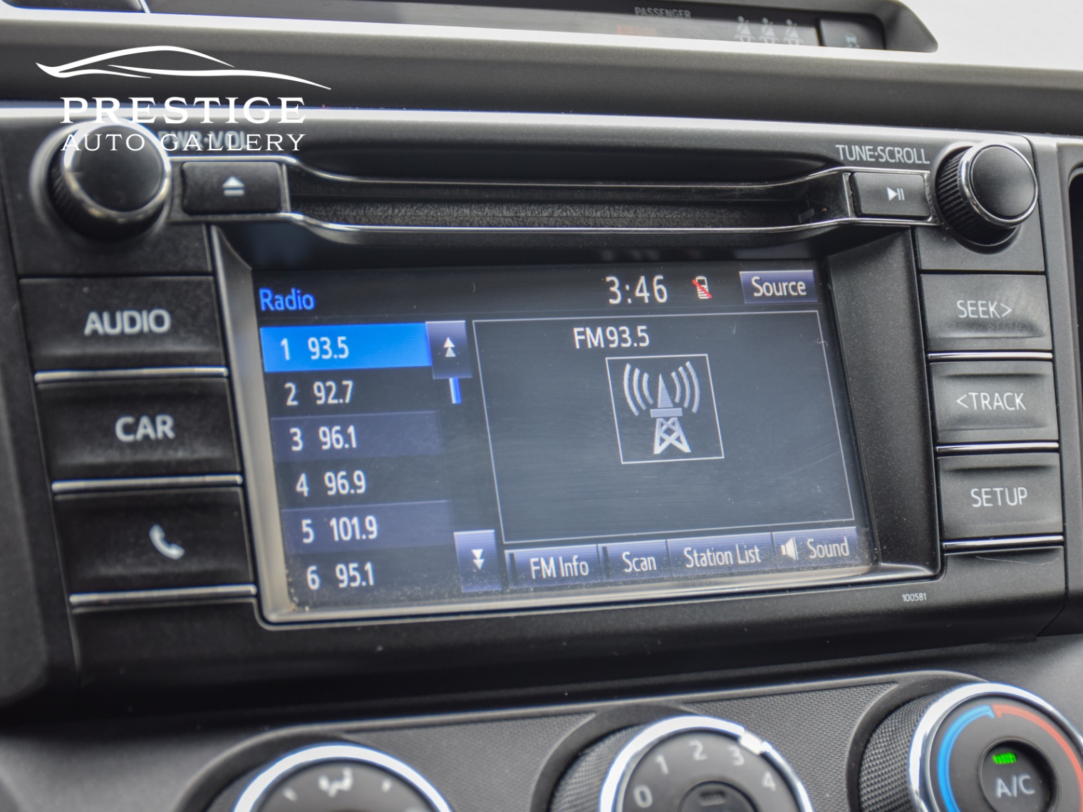 /prestigeautogallery/2018-Toyota-RAV4-7688820157794864.jpg