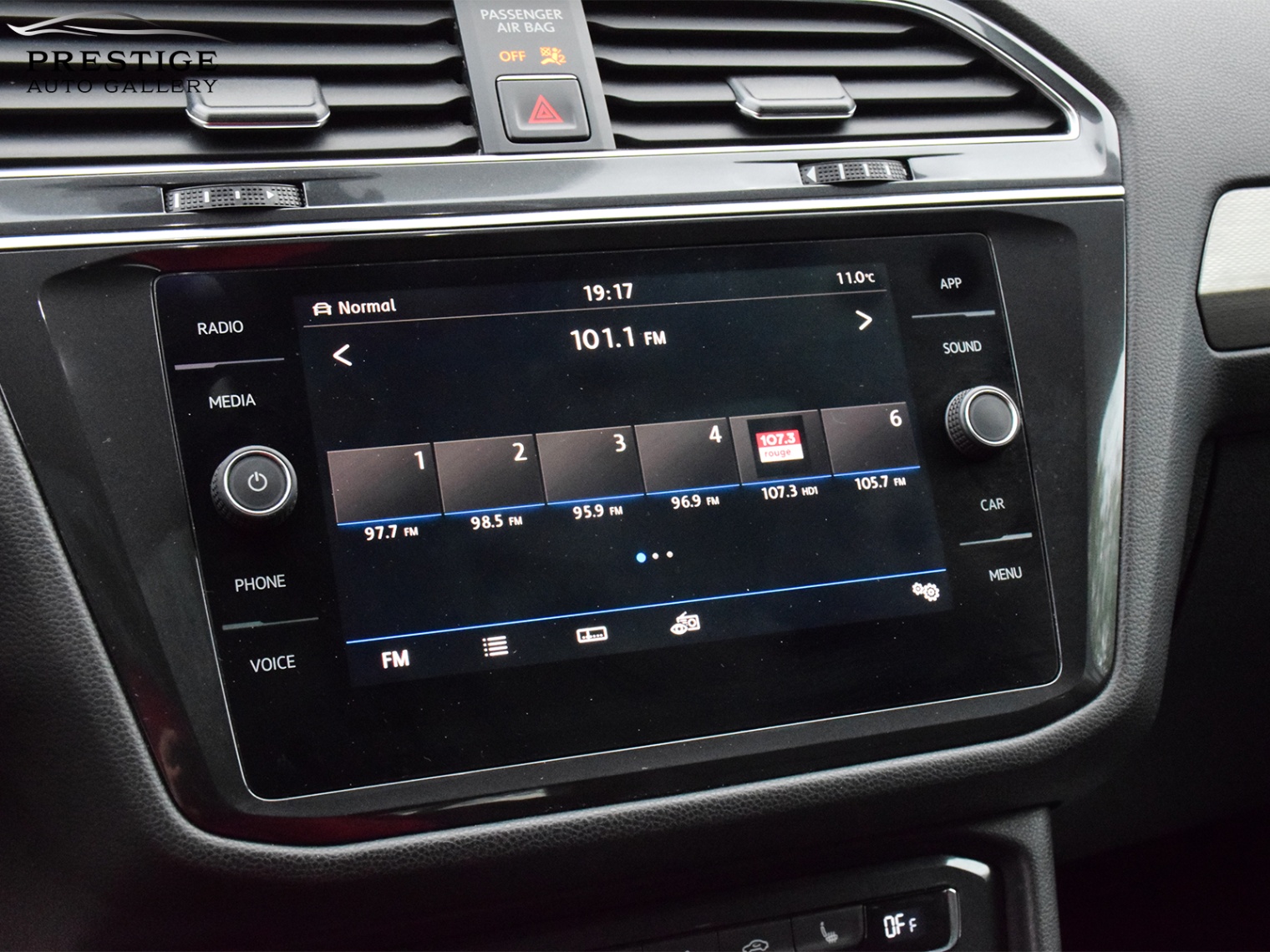 /prestigeautogallery/2018-Volkswagen-Tiguan-11042494305545114.jpg