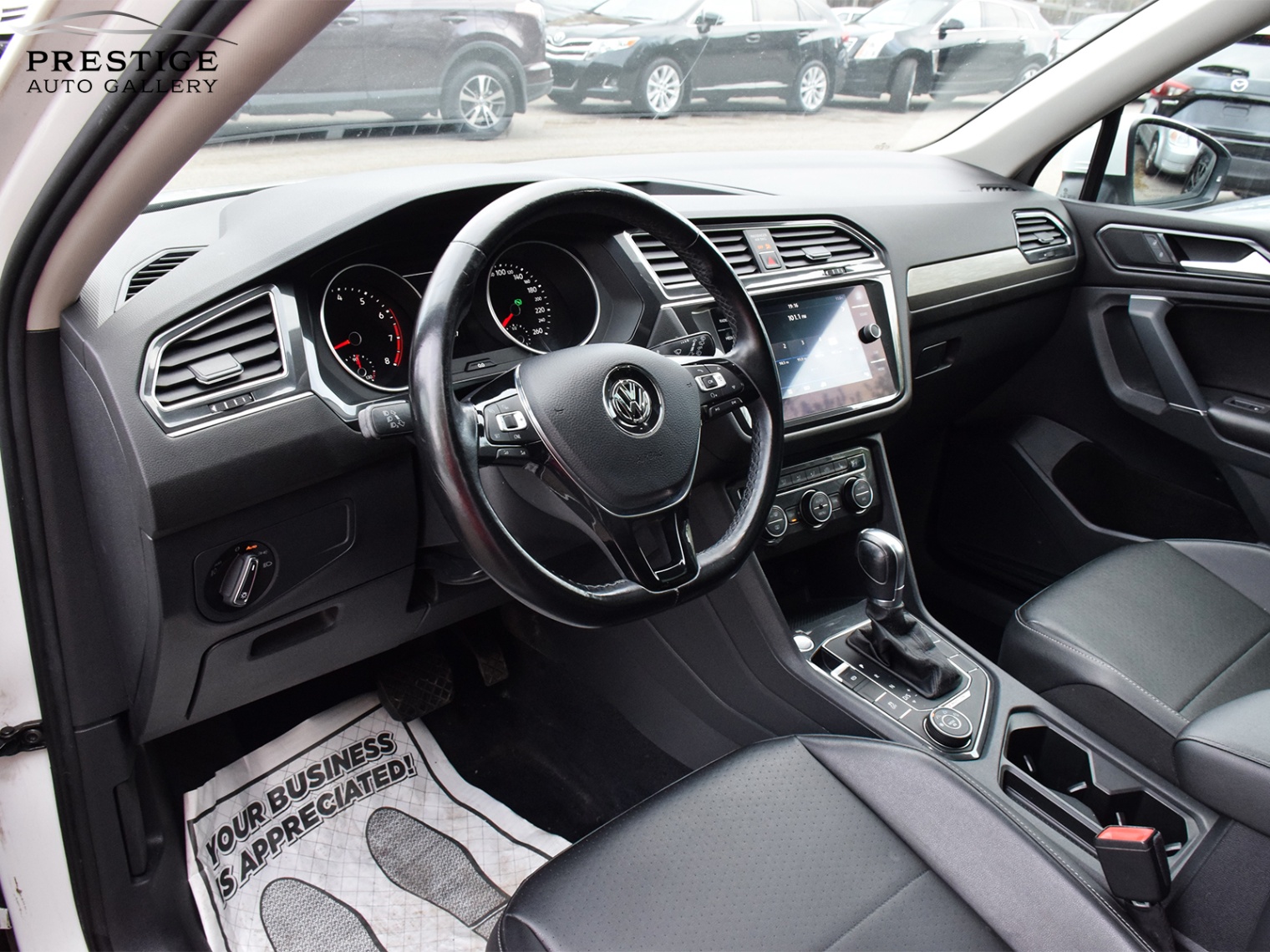 /prestigeautogallery/2018-Volkswagen-Tiguan-12213249105768798.jpg