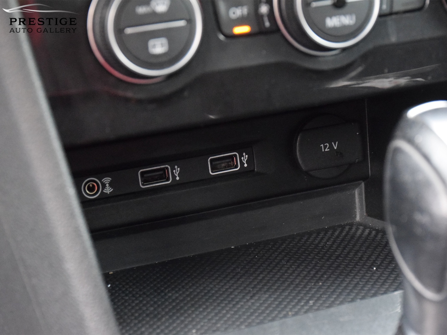 /prestigeautogallery/2018-Volkswagen-Tiguan-4717150293475778.jpg