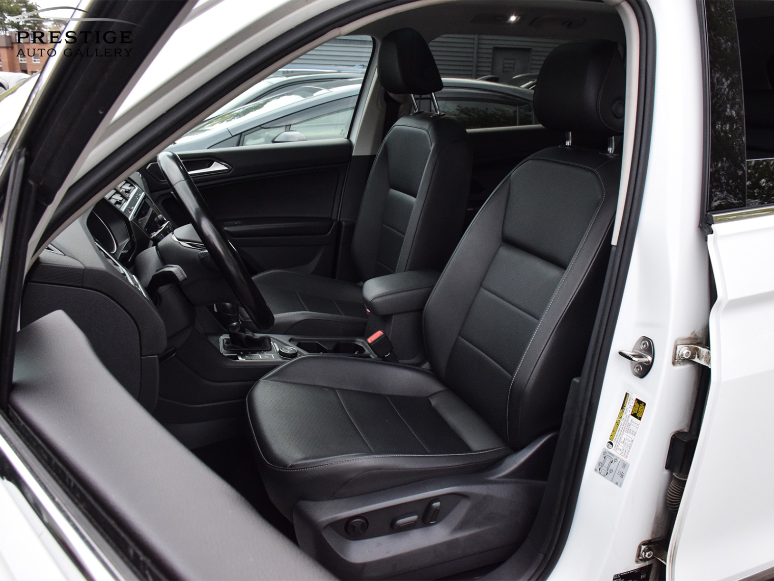/prestigeautogallery/2018-Volkswagen-Tiguan-9861087593944069.jpg