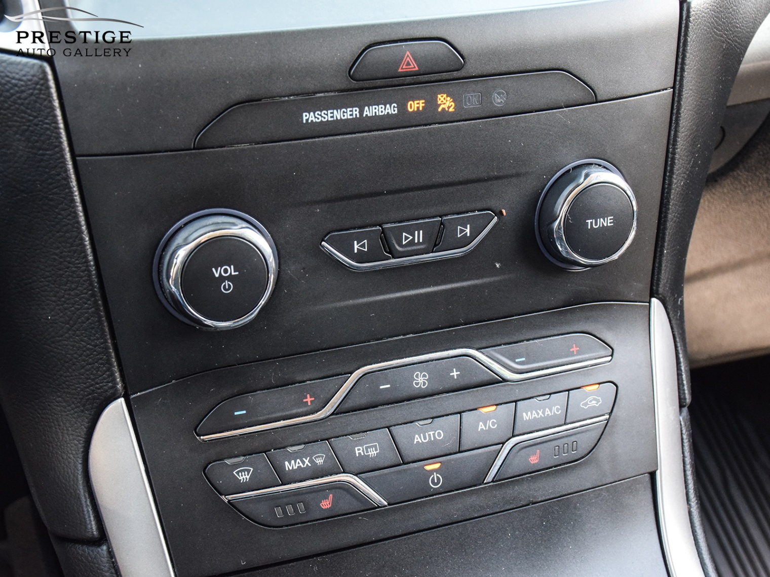 /prestigeautogallery/2019-Ford-Edge-29834954805675973.jpg