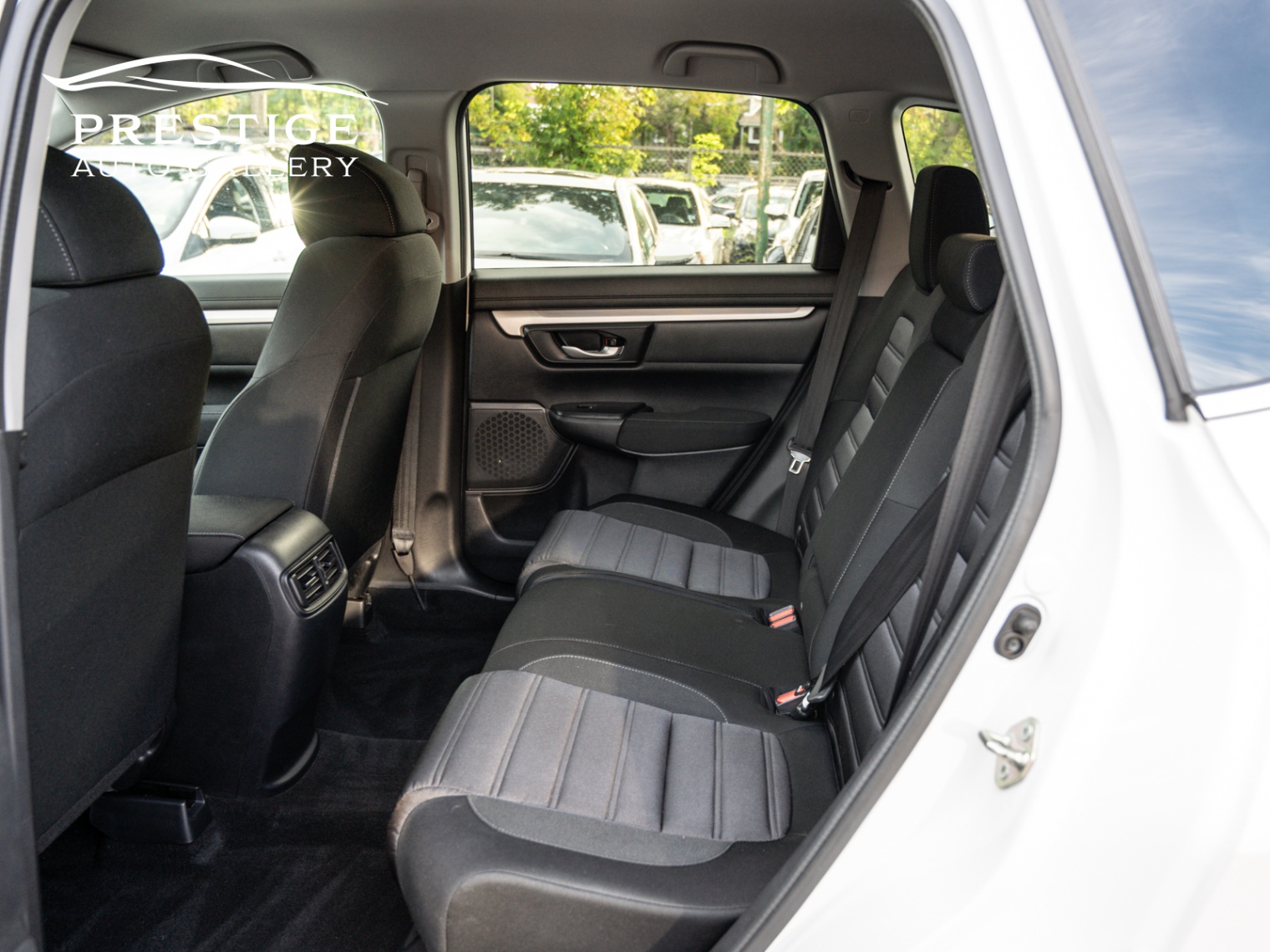 /prestigeautogallery/2019-Honda-CR-V-08935232521907444.jpg