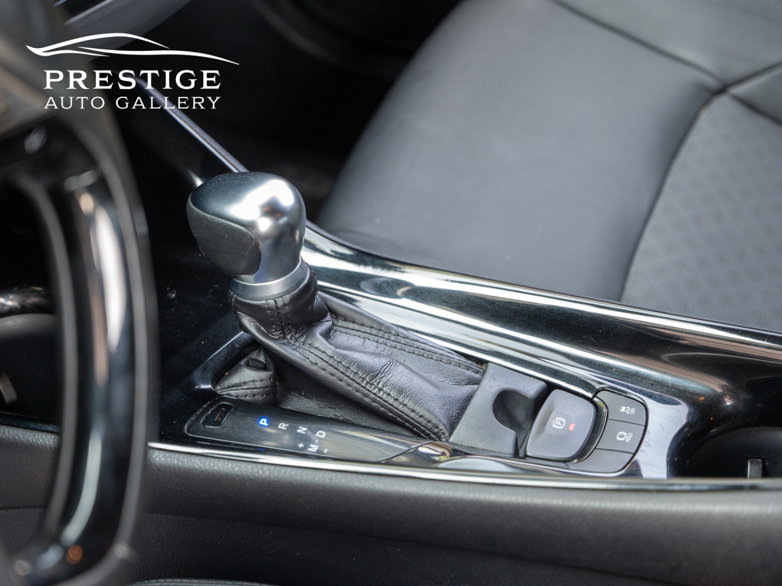 /prestigeautogallery/2019-Toyota-C-HR-7461799464642336.jpg