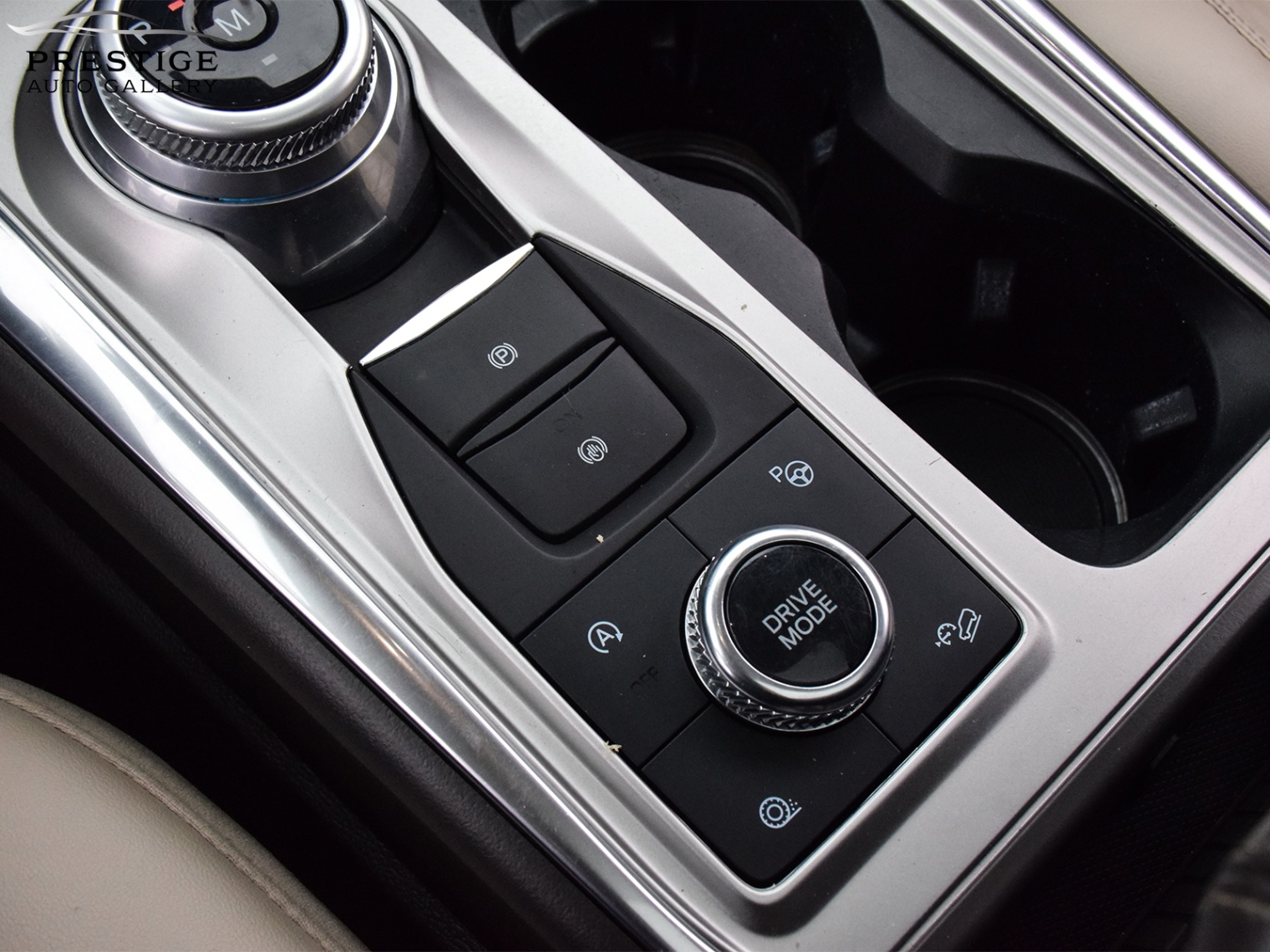 /prestigeautogallery/2020-Ford-Explorer-5373191321888431.jpg