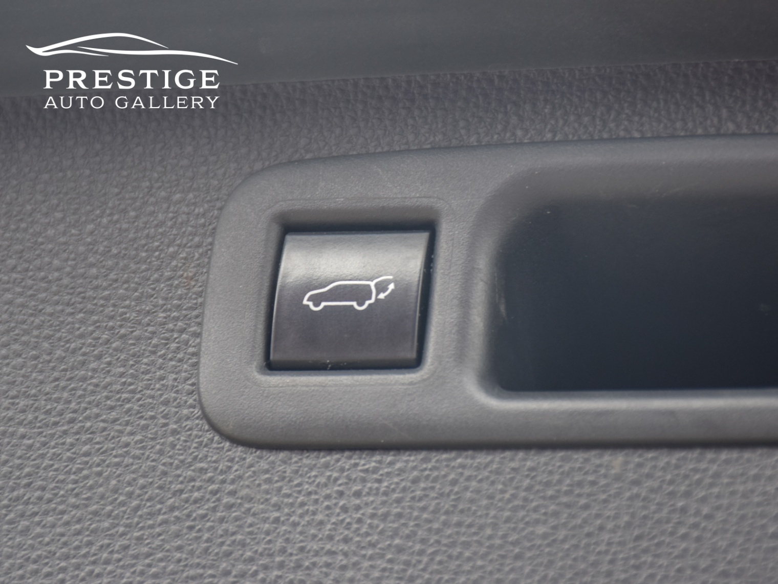 /prestigeautogallery/2020-Toyota-Highlander-7210707026650052.jpg