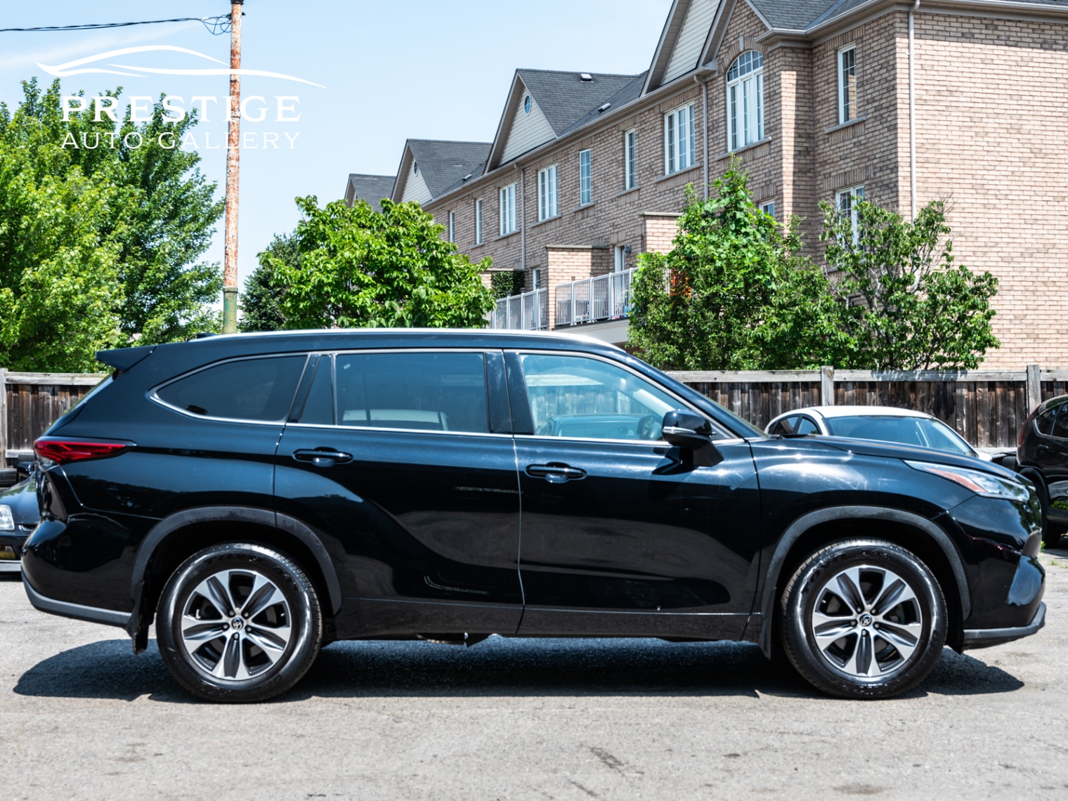 /prestigeautogallery/2021-Toyota-Highlander-1423759984347268.jpg