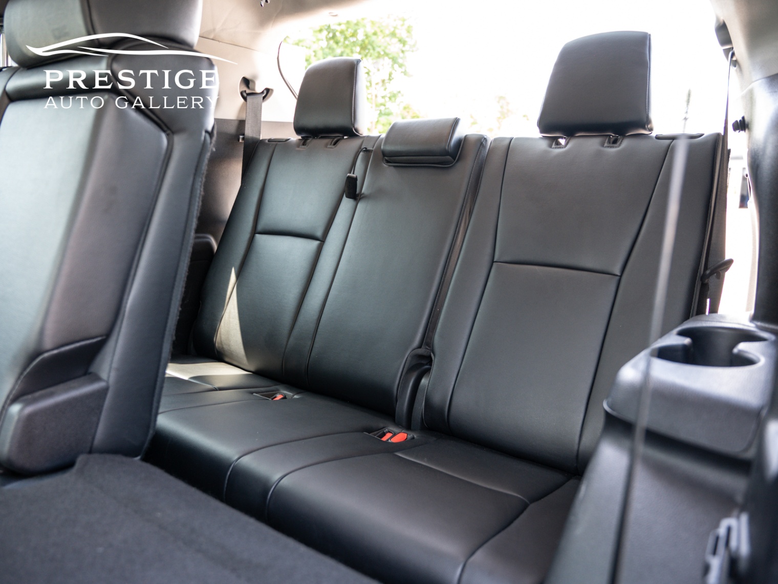 /prestigeautogallery/2021-Toyota-Highlander-1426100636107226.jpg