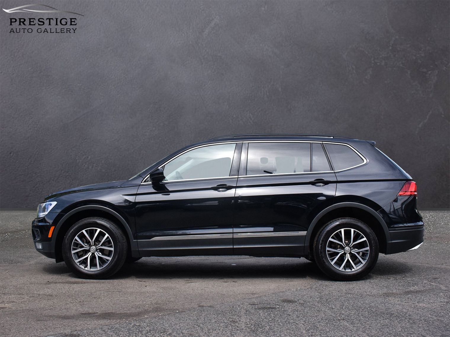 /prestigeautogallery/2021-Volkswagen-Tiguan-18096695529455187.jpg