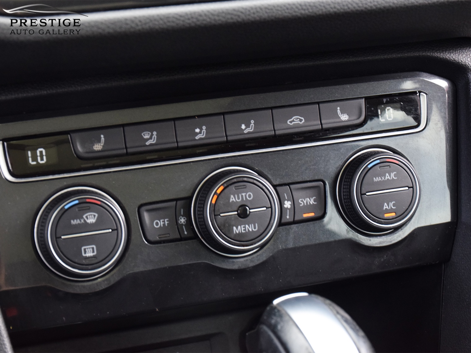 /prestigeautogallery/2021-Volkswagen-Tiguan-5261207516854378.jpg