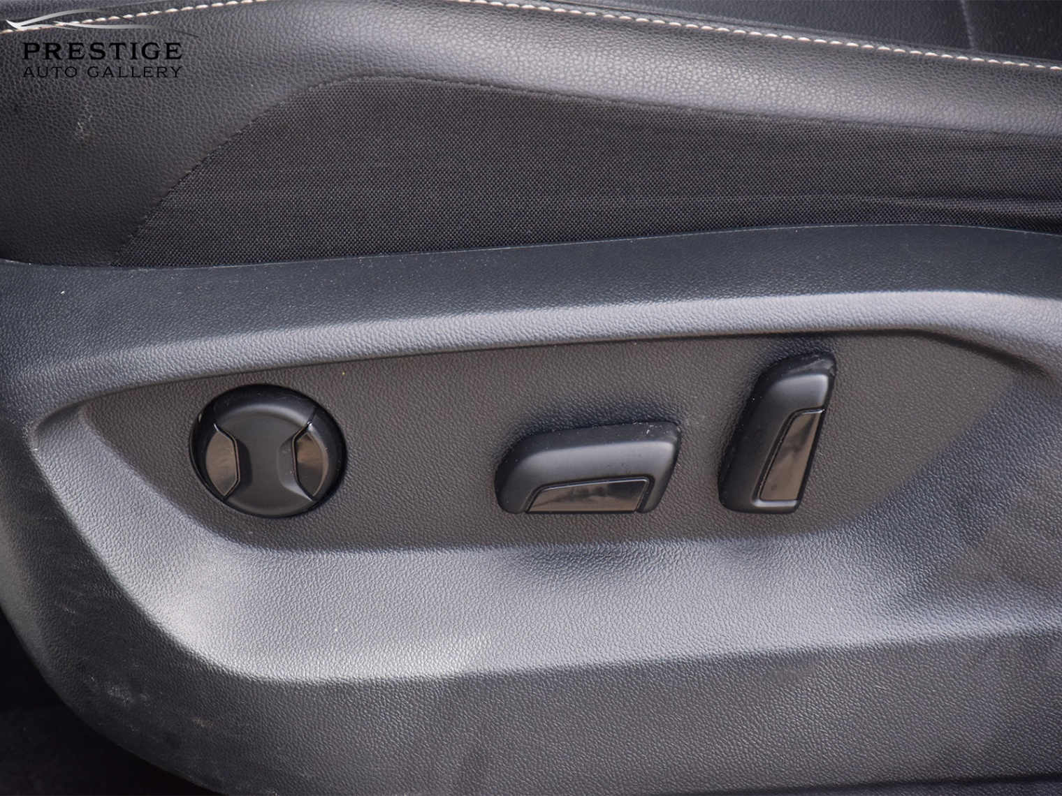 /prestigeautogallery/2021-Volkswagen-Tiguan-8370288945244537.jpg