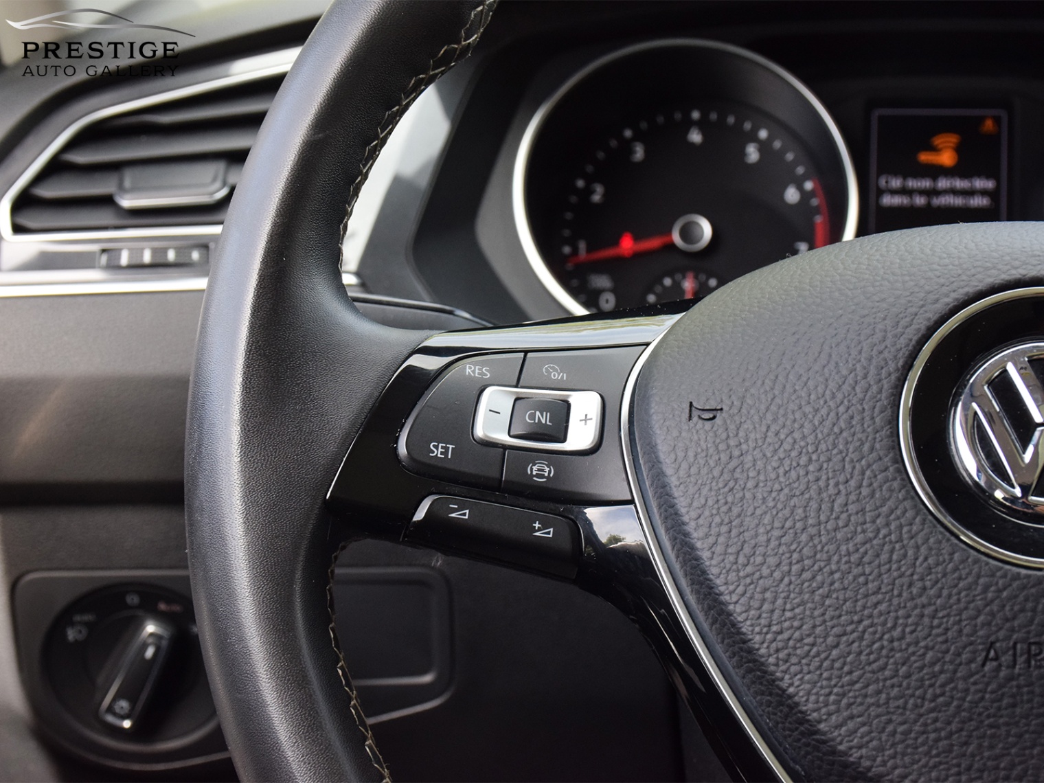 /prestigeautogallery/2021-Volkswagen-Tiguan-9171759587895827.jpg