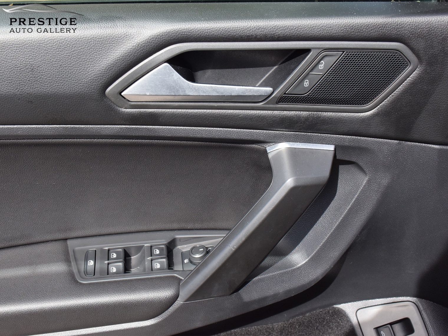 /prestigeautogallery/2021-Volkswagen-Tiguan-9584881298002181.jpg