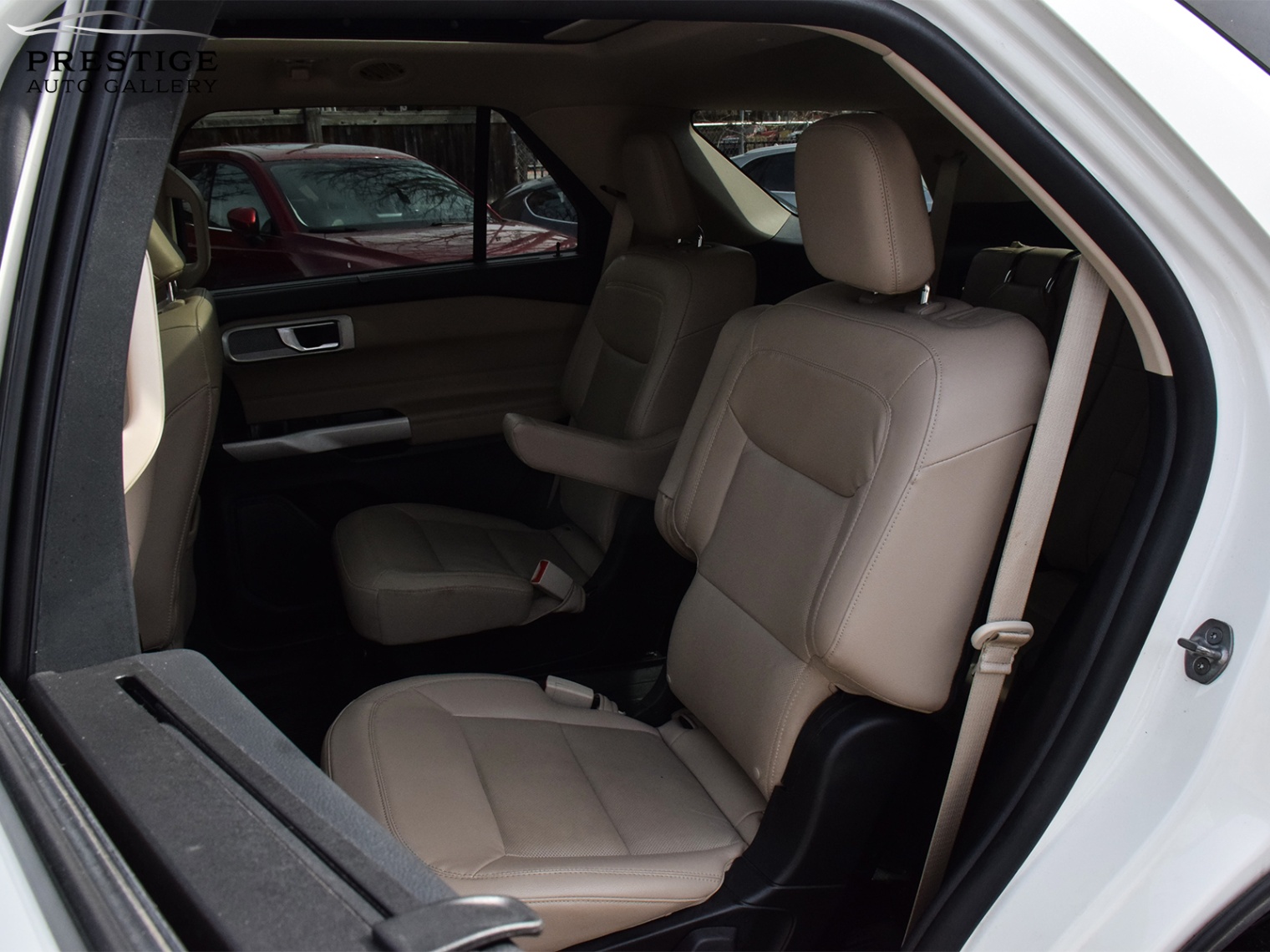 /prestigeautogallery/2022-Ford-Explorer-39774065530069747.jpg