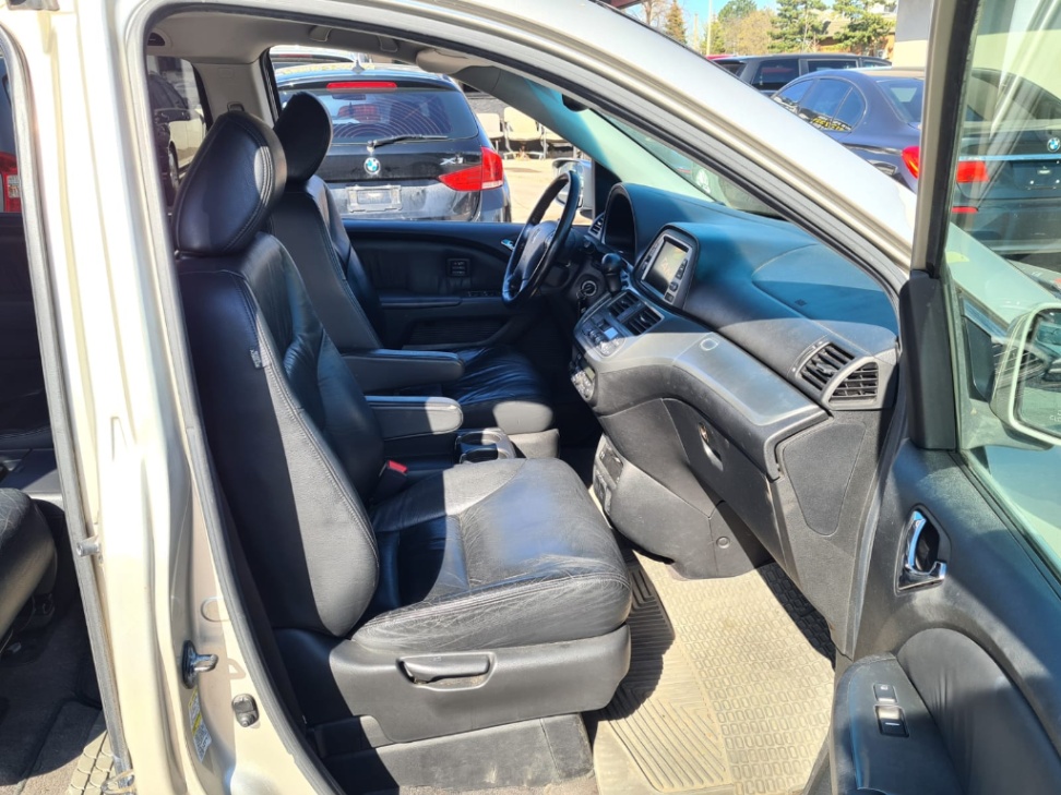 /rahmanmotors/2005-Honda-Odyssey-19171469333671198.jpg