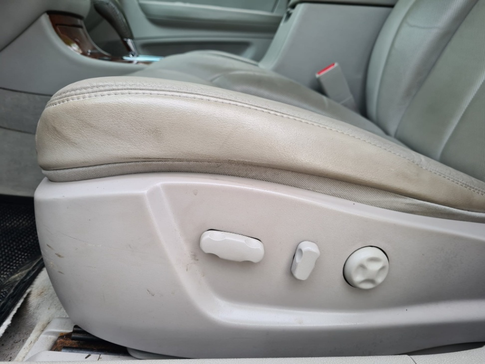 /rahmanmotors/2006-Cadillac-DTS-15788085427298437.jpg