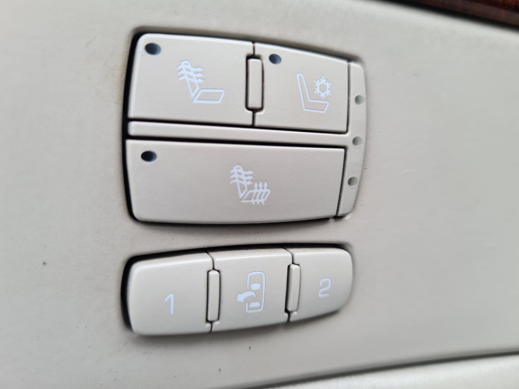 /rahmanmotors/2006-Cadillac-DTS-5274723411228484.jpg