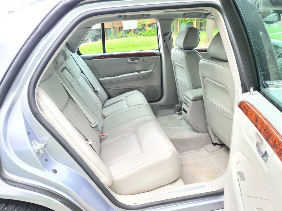 /rahmanmotors/2006-Cadillac-DTS-6470351180334799.jpg