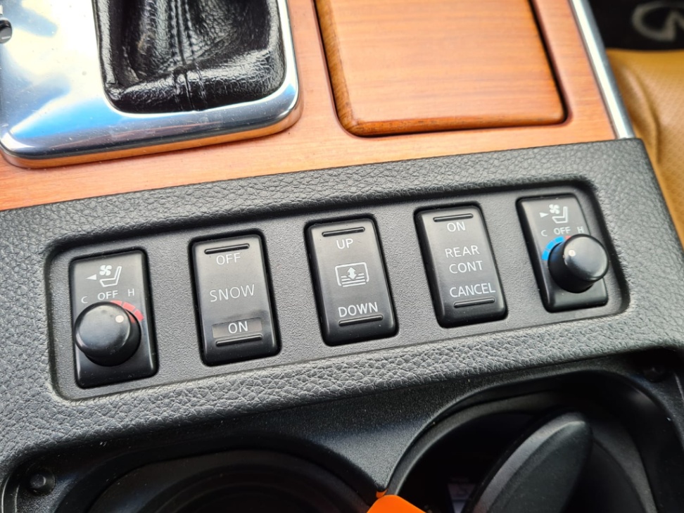 /rahmanmotors/2006-INFINITI-M35X-8287342947408318.jpg