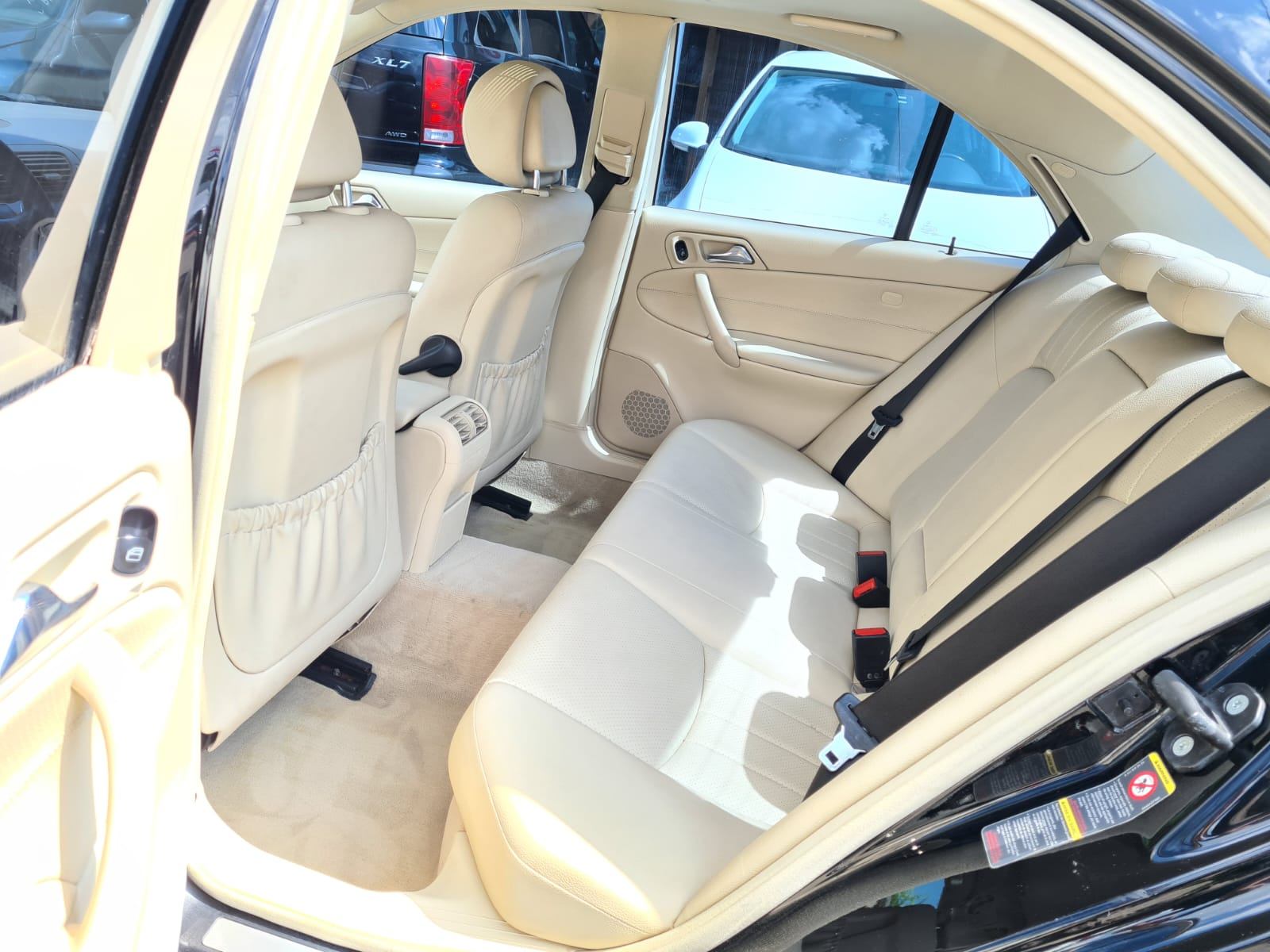 /rahmanmotors/2006-Mercedes-Benz-C-Class-05297108037086895.jpg