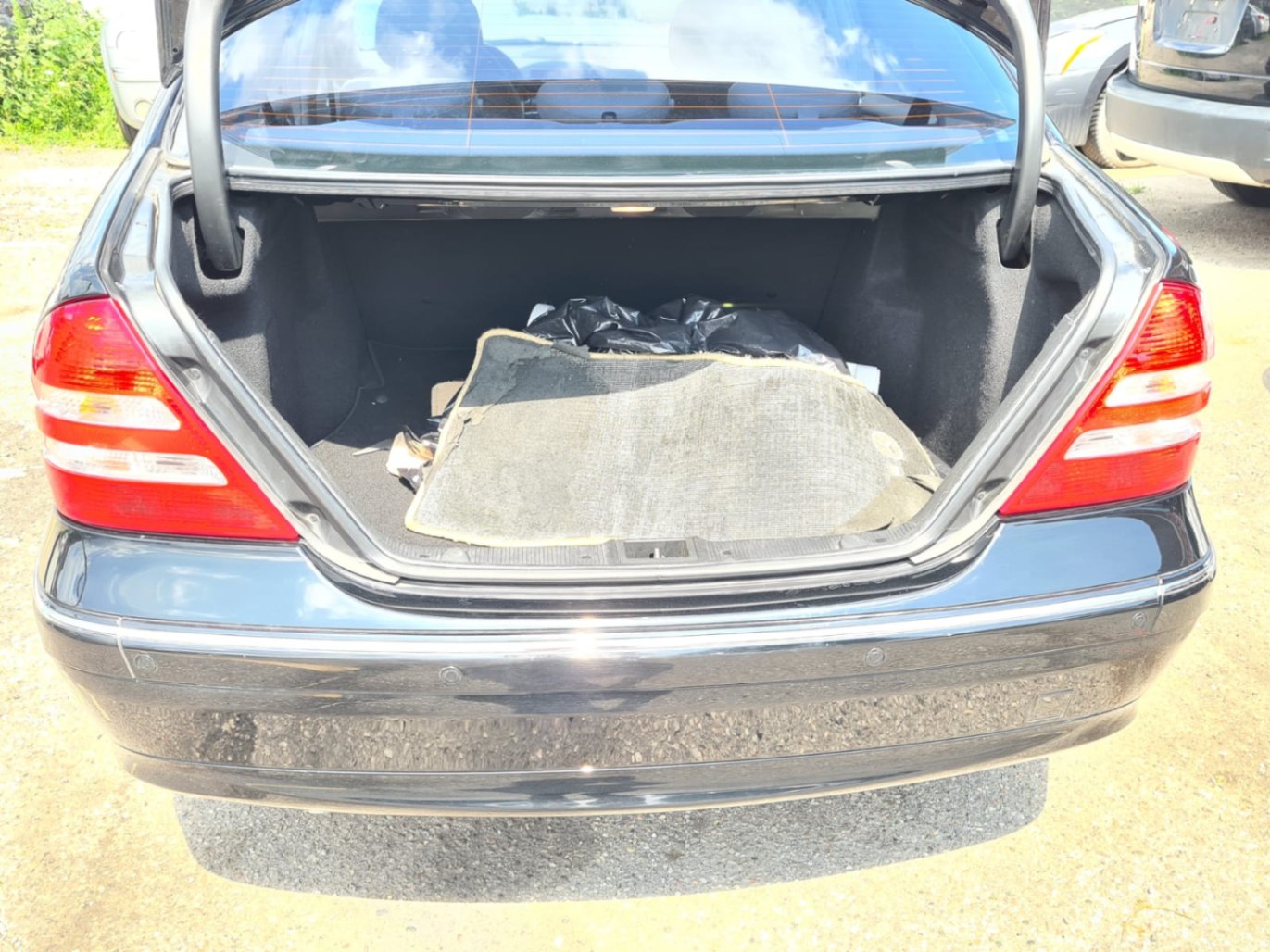 /rahmanmotors/2006-Mercedes-Benz-C-Class-17976614802249236.jpg