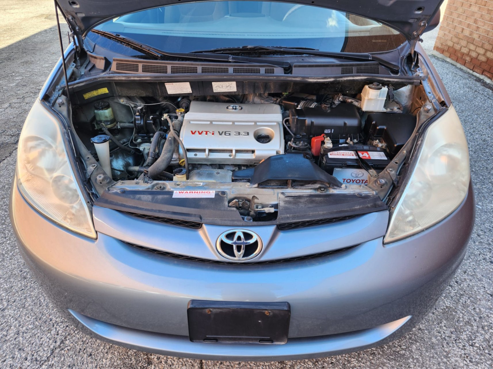 /rahmanmotors/2006-Toyota-Sienna-5564752720703765.jpg