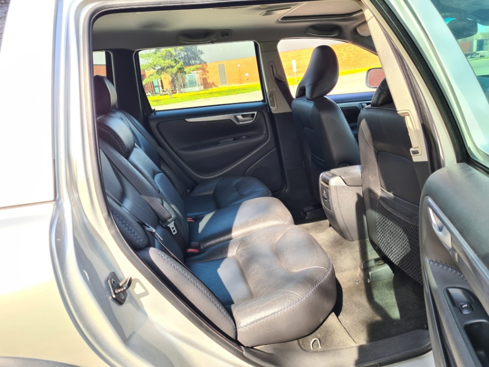 /rahmanmotors/2006-Volvo-XC70-4106936092251725.jpg
