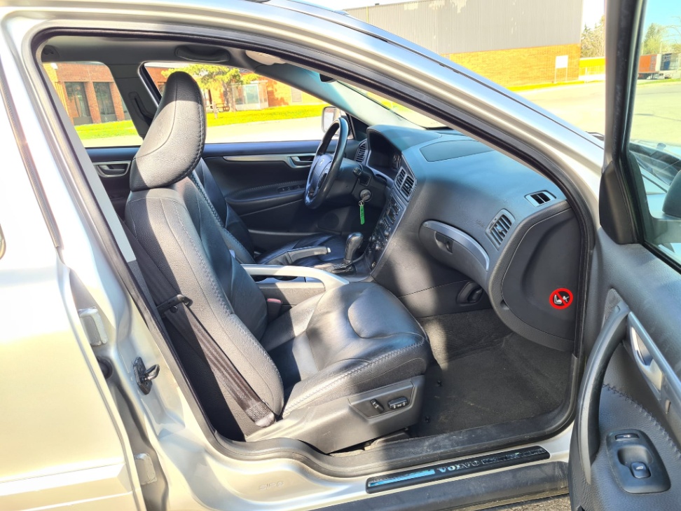 /rahmanmotors/2006-Volvo-XC70-9022443484327642.jpg
