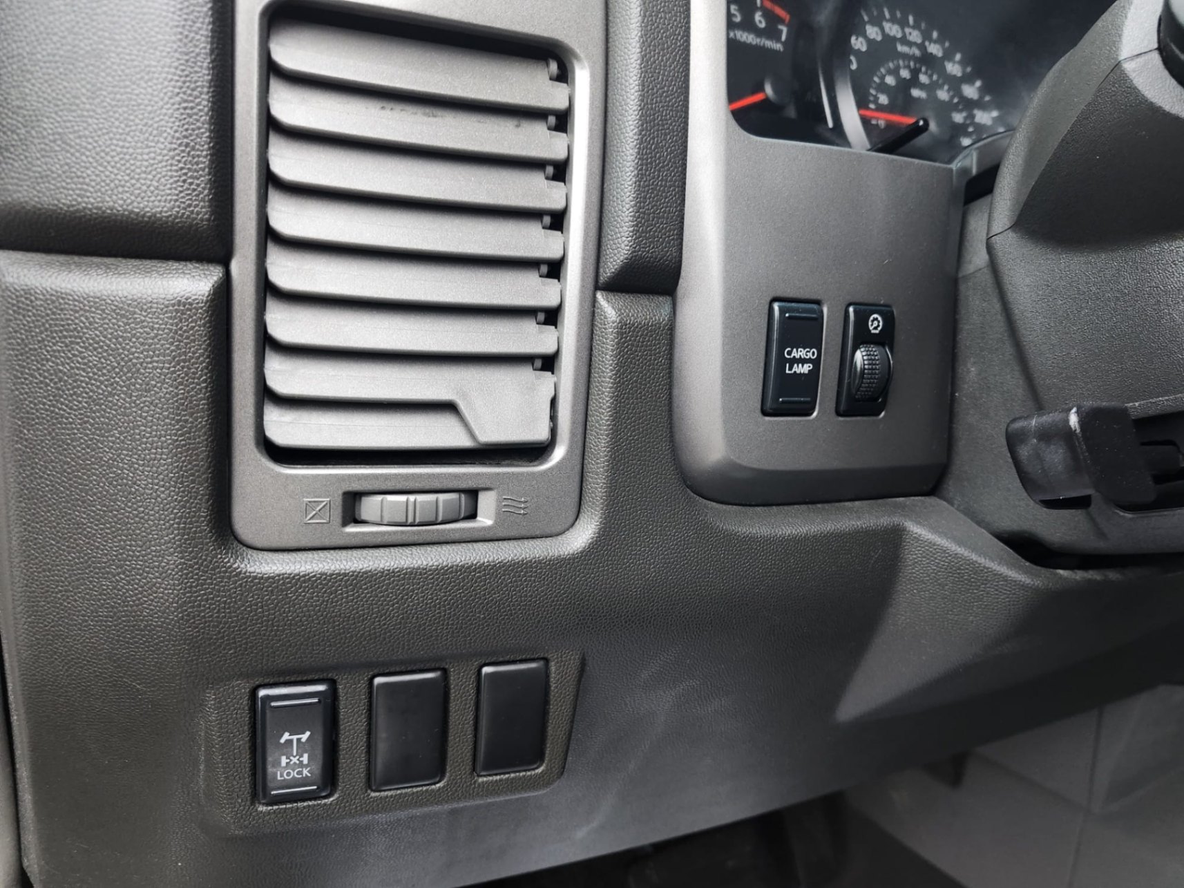 /rahmanmotors/2007-Nissan-Titan-004673090748380515.jpg