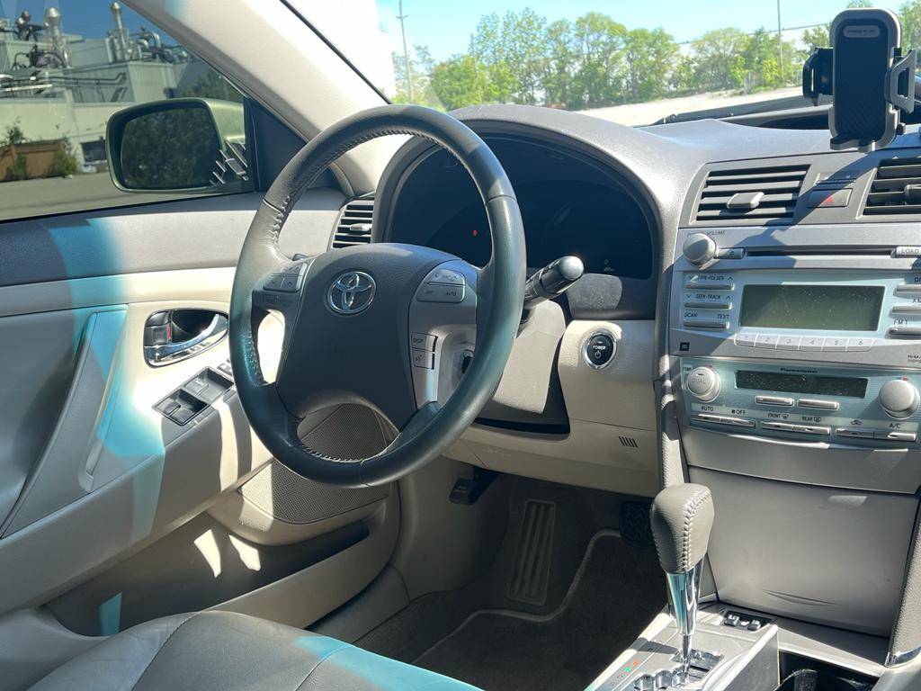 /rahmanmotors/2007-Toyota-CamryHybrid-7173140619985479.jpg