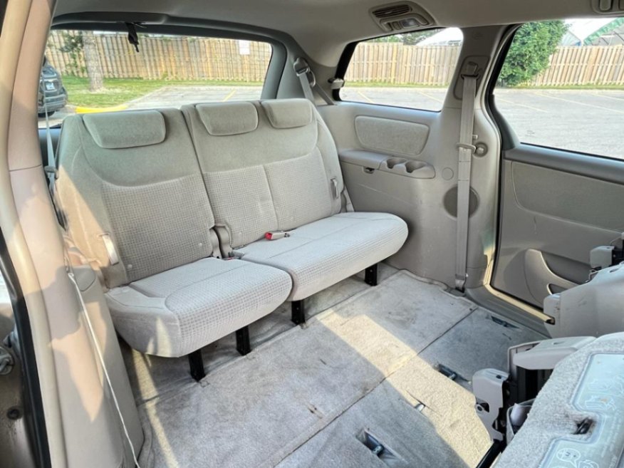 /rahmanmotors/2007-Toyota-Sienna-3714183025540143.jpg