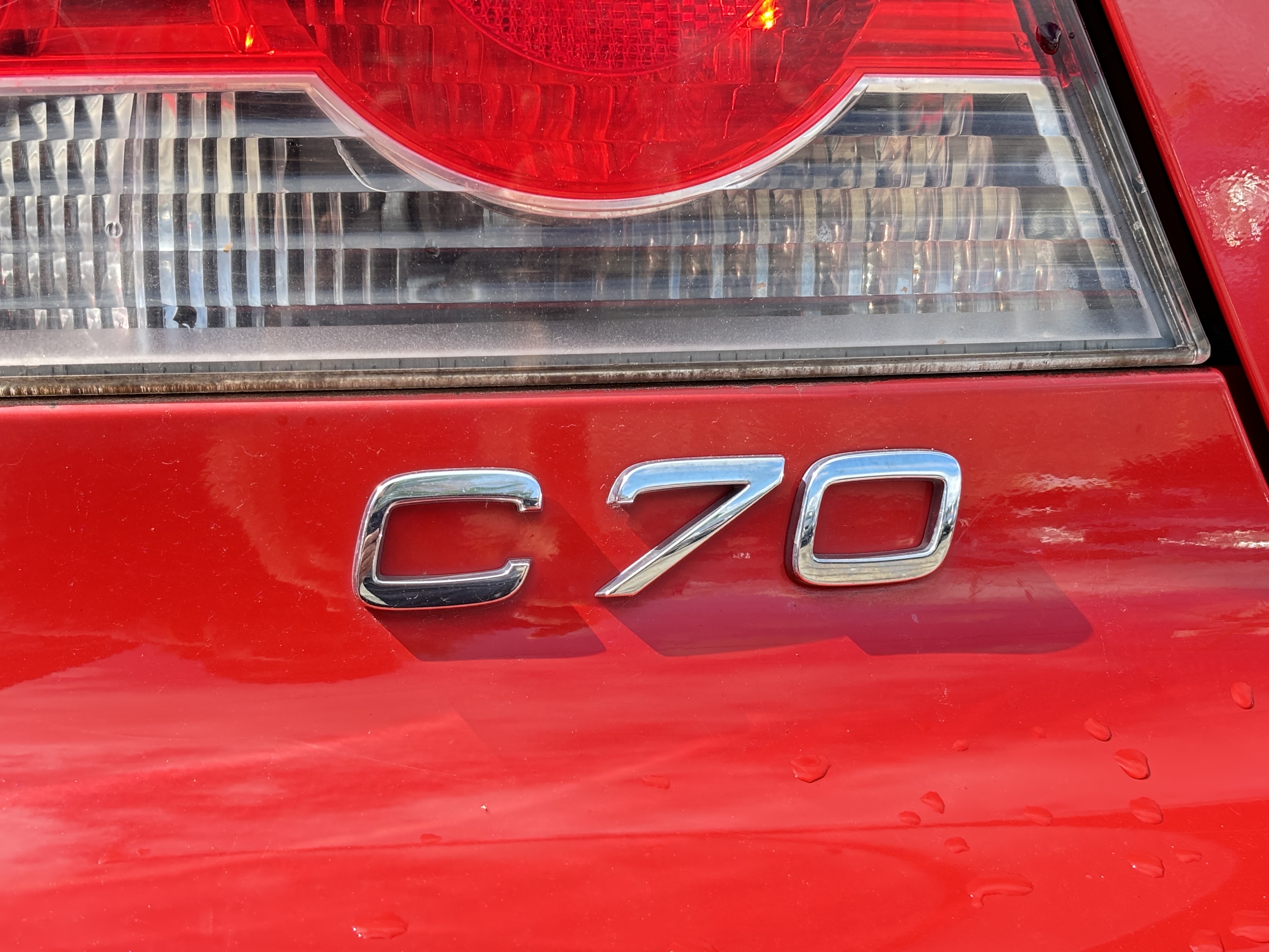 /rahmanmotors/2007-Volvo-C70-11592689147309954.jpg