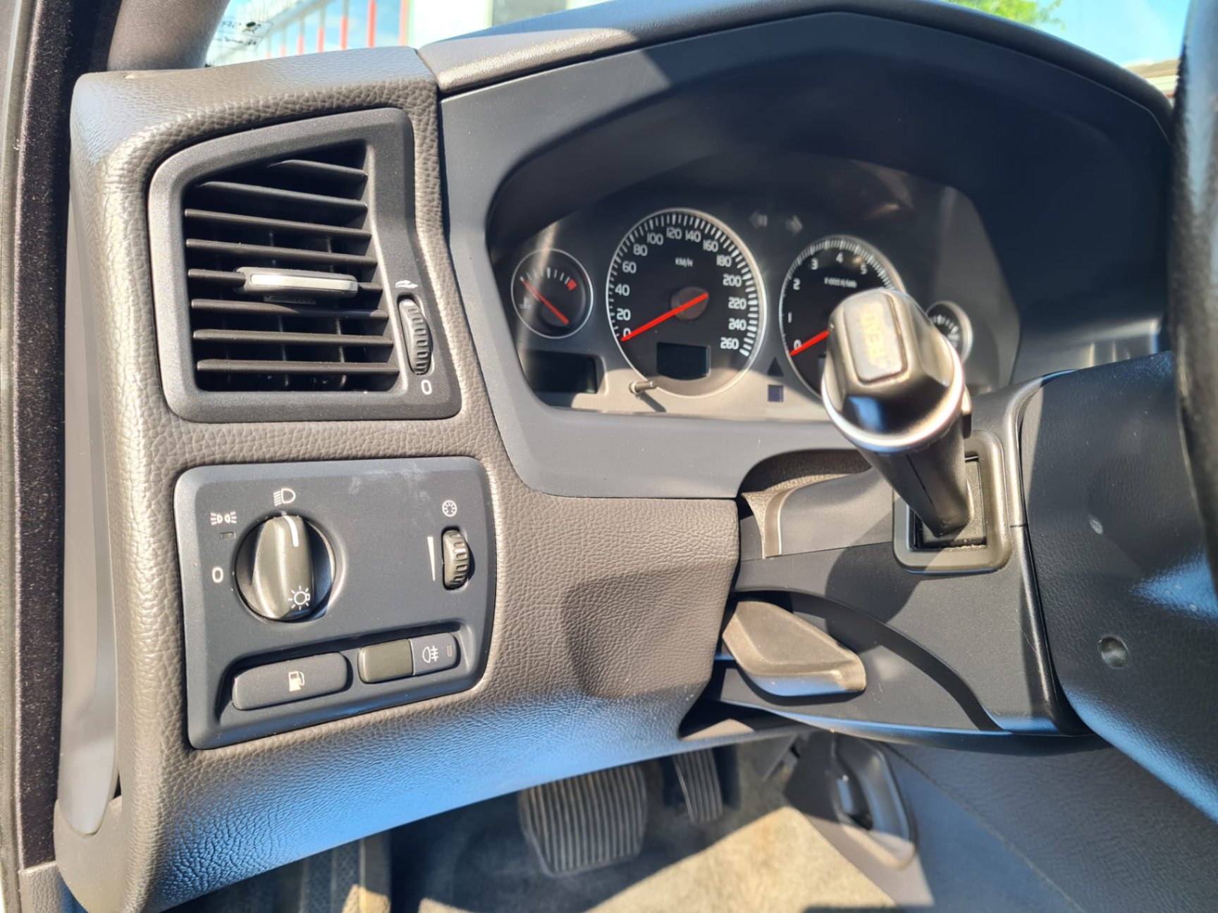 /rahmanmotors/2007-Volvo-V70-059198799203093566.jpg