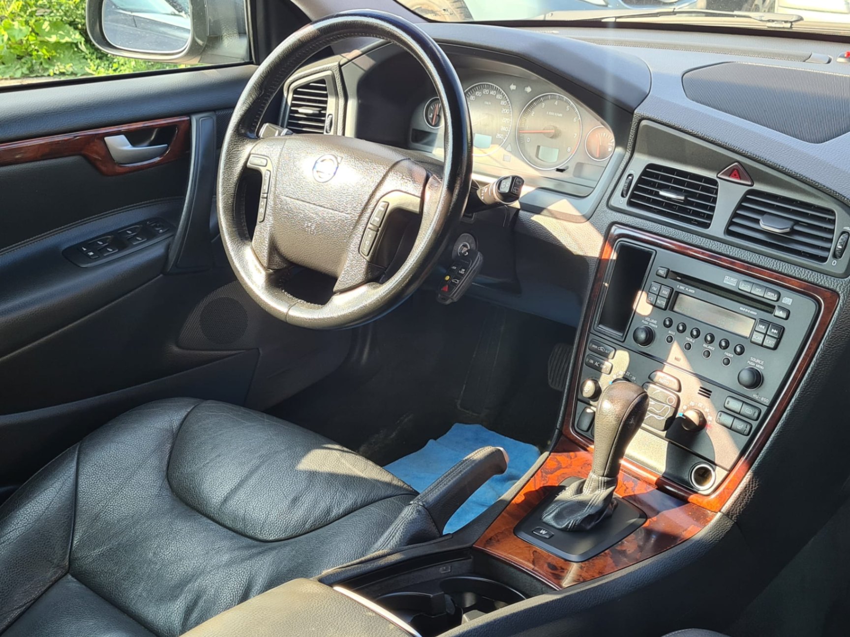 /rahmanmotors/2007-Volvo-V70-22201878705622735.jpg