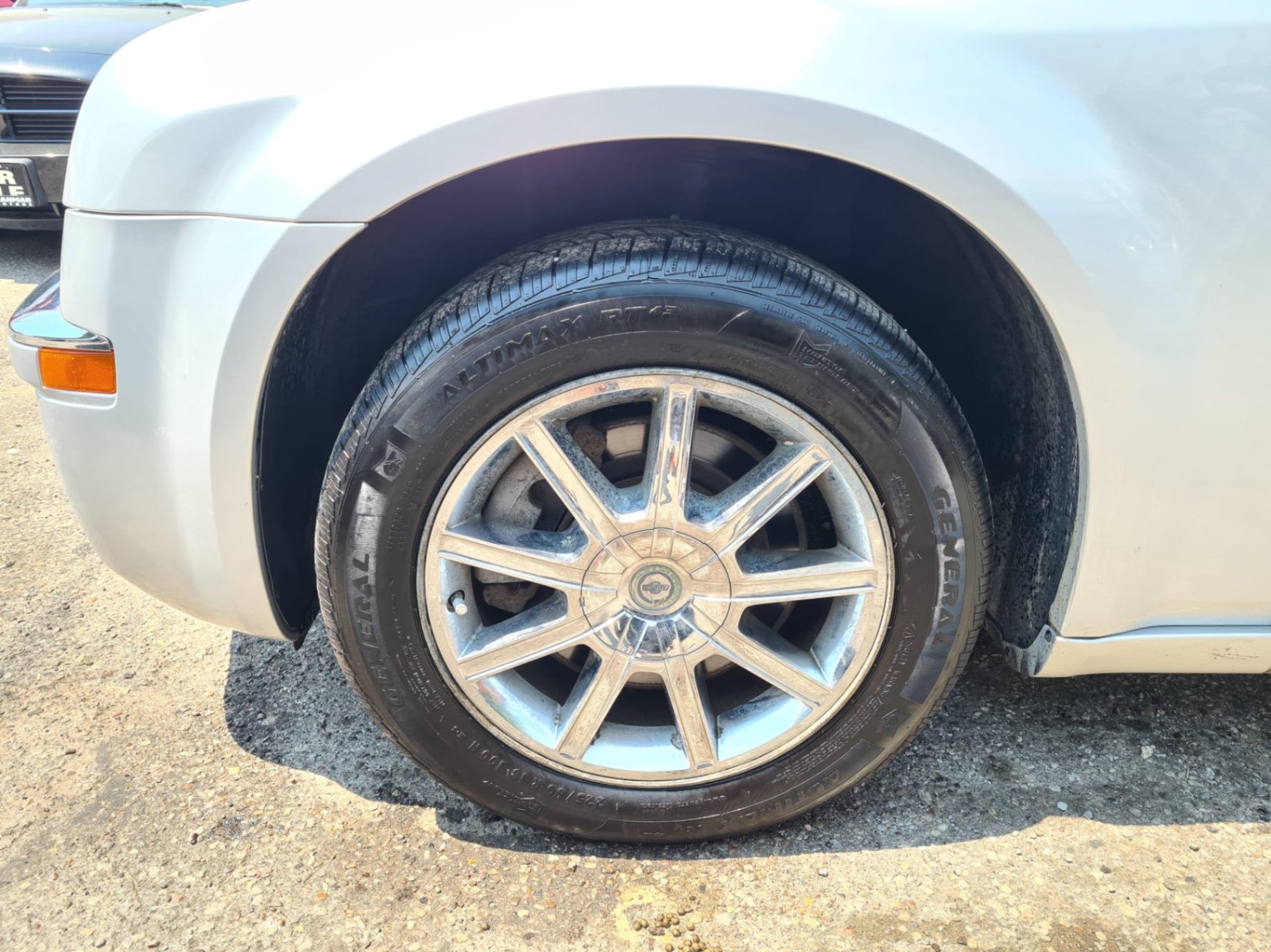 /rahmanmotors/2008-Chrysler-300-5973786104312777.jpg