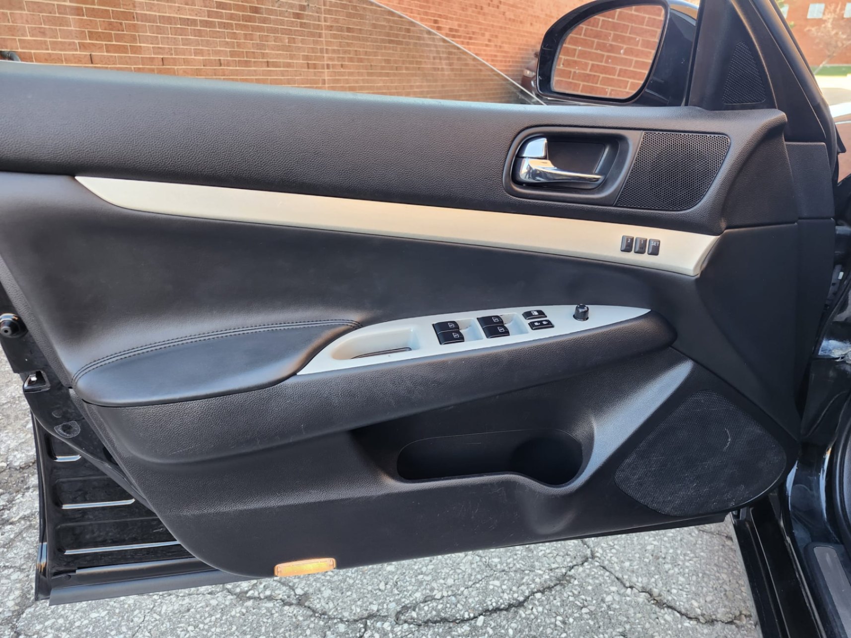 /rahmanmotors/2008-INFINITI-G35-08172030820255904.jpg