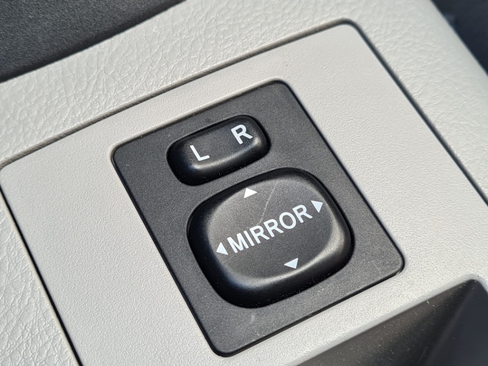 /rahmanmotors/2008-Toyota-RAV4-7997636865379809.jpg
